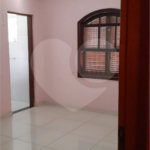 Sobrado à venda com 6 quartos, sendo 3 suítes, em Vila Divina Pastora, São Paulo, SP