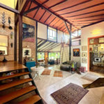 Casa à venda com 4 suítes no condomínio Jardim Mediterrâneo, Cotia - SP