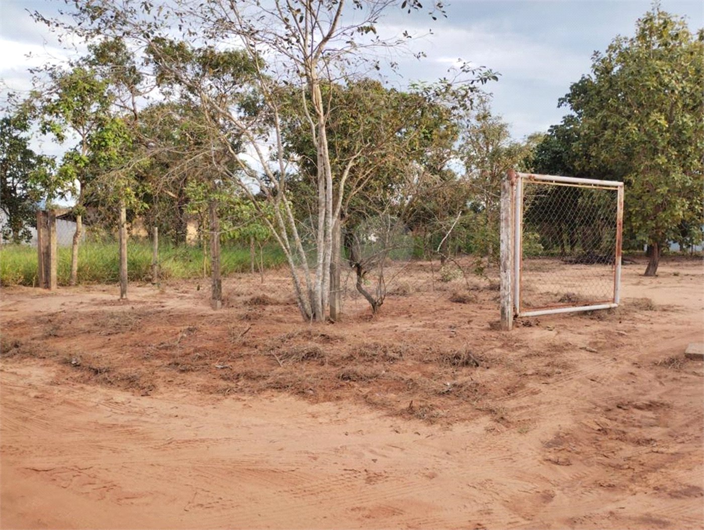 Sítio à venda com 3 quartos em Área Rural de Três Lagoas, Três Lagoas, MS