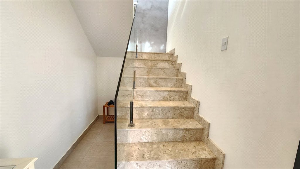 Casa à venda com 6 quartos, sendo 5 suítes, no condomínio Jardim Primavera, Louveira - SP