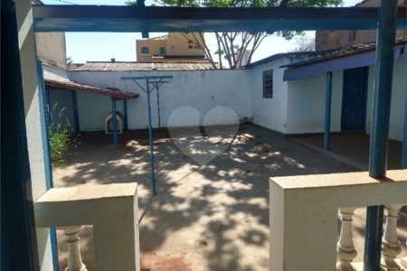 Casa térrea no Centro em Araraquara/SP, com 4 dormitórios