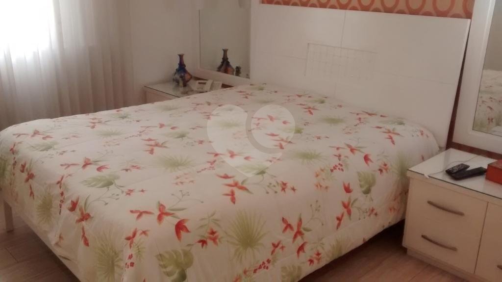 Sobrado à venda com 4 suítes em Tremembé, São Paulo, SP