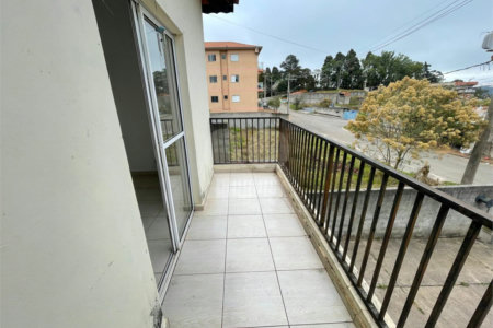Sobrado à venda com 2 quartos, sendo 1 suíte, em Loteamento Jardim do Sol (mailasqui), São Roque, SP