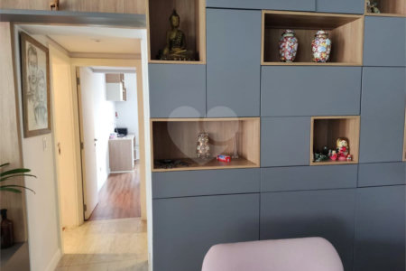 Apartamento à venda com 3 quartos, sendo 1 suíte, em Santa Cecília, São Paulo, SP