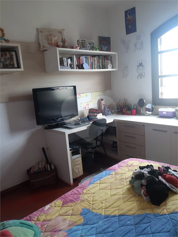 Sobrado à venda com 3 quartos, sendo 1 suíte, em Vila Mazzei, São Paulo, SP