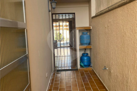 Casa à venda com 3 quartos, sendo 1 suíte, em Santo Amaro, São Paulo, SP