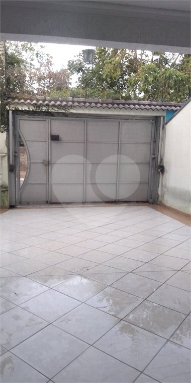 Sobrado à venda com 5 quartos, sendo 4 suítes, em Horto, São Paulo, SP