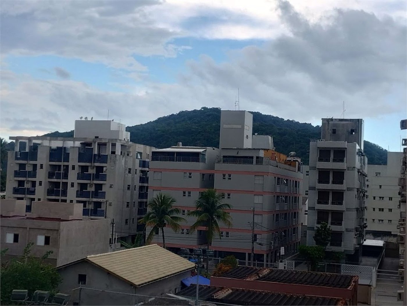 Apartamento Residencial à venda, Parque Enseada, Guarujá - AP0516.
