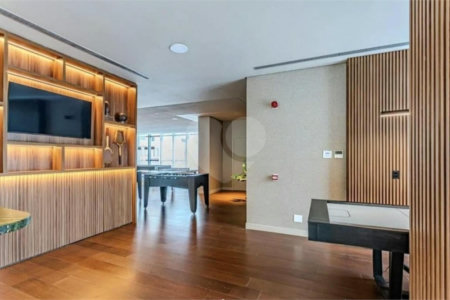 Apartamento à venda com 4 suítes em Vila Cordeiro, São Paulo, SP