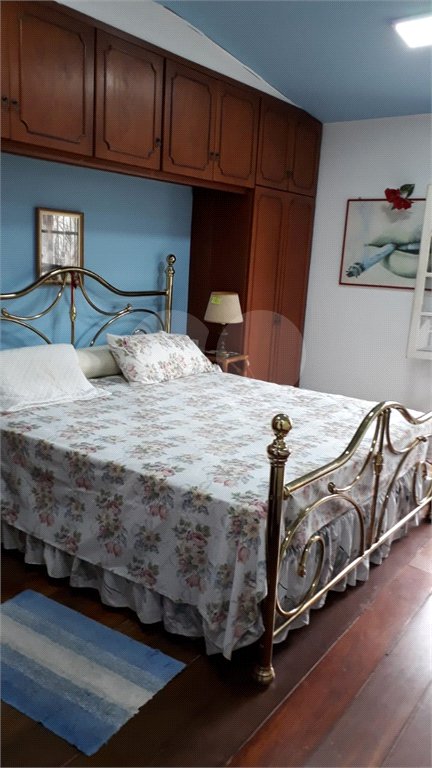 Casa à venda com 3 suítes no condomínio Gleba II, Mairiporã - SP