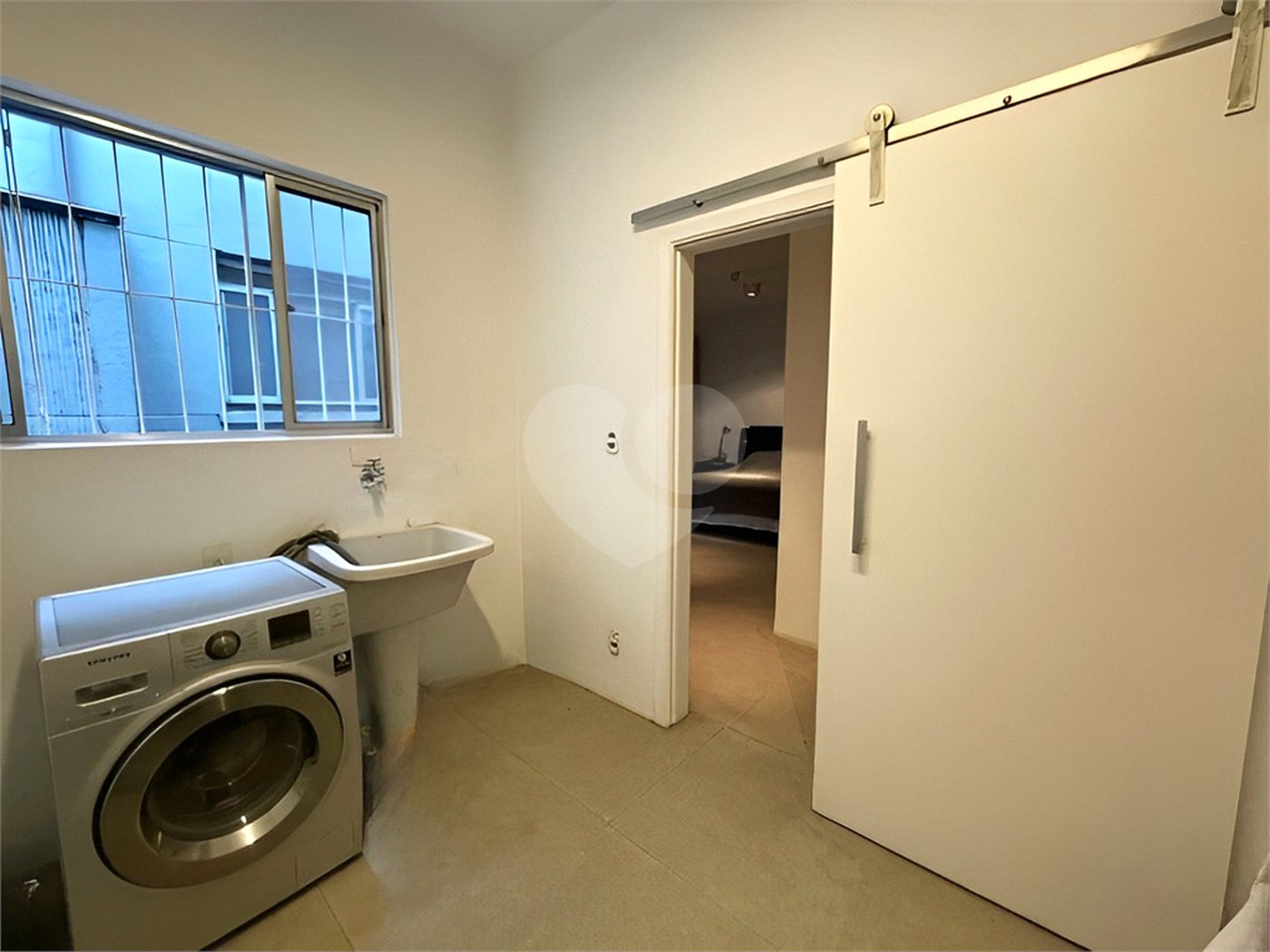 Apartamento à venda com 2 quartos, sendo 1 suíte, em Cerqueira César, São Paulo, SP