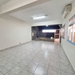 Casa à venda ou para alugar com 4 quartos, sendo 2 suítes,  em Santa Rosa, Vinhedo, SP
