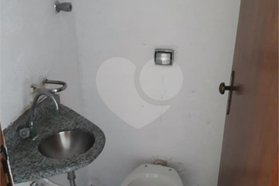 Sobrado à venda com 3 quartos, sendo 1 suíte, em Tremembé, São Paulo, SP