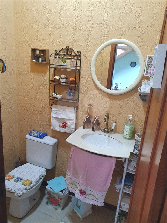 Casa à venda ou para alugar com 4 suítes em Vila Machado, Mairiporã, SP
