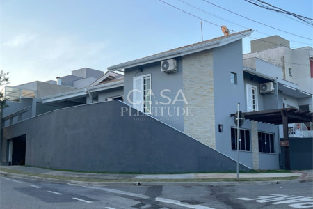 Casa em condomínio à venda com 4 quartos, sendo 1 suíte, em Horto Florestal, Sorocaba, SP