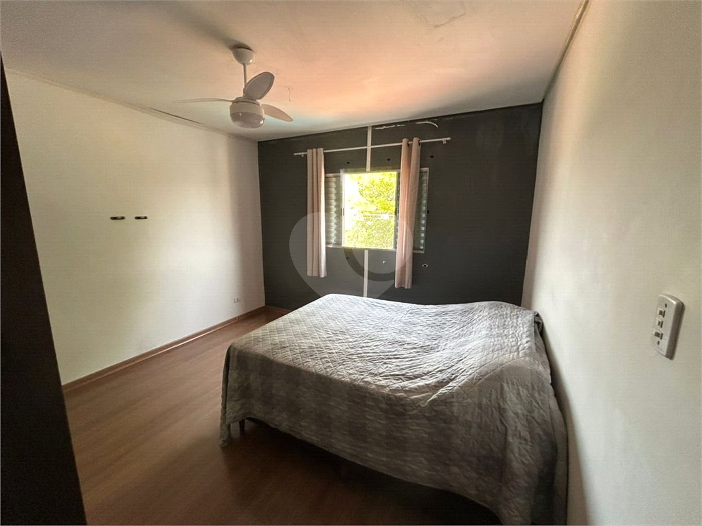 Sobrado à venda com 6 quartos, sendo 1 suíte,  em Vila do Encontro, São Paulo, SP