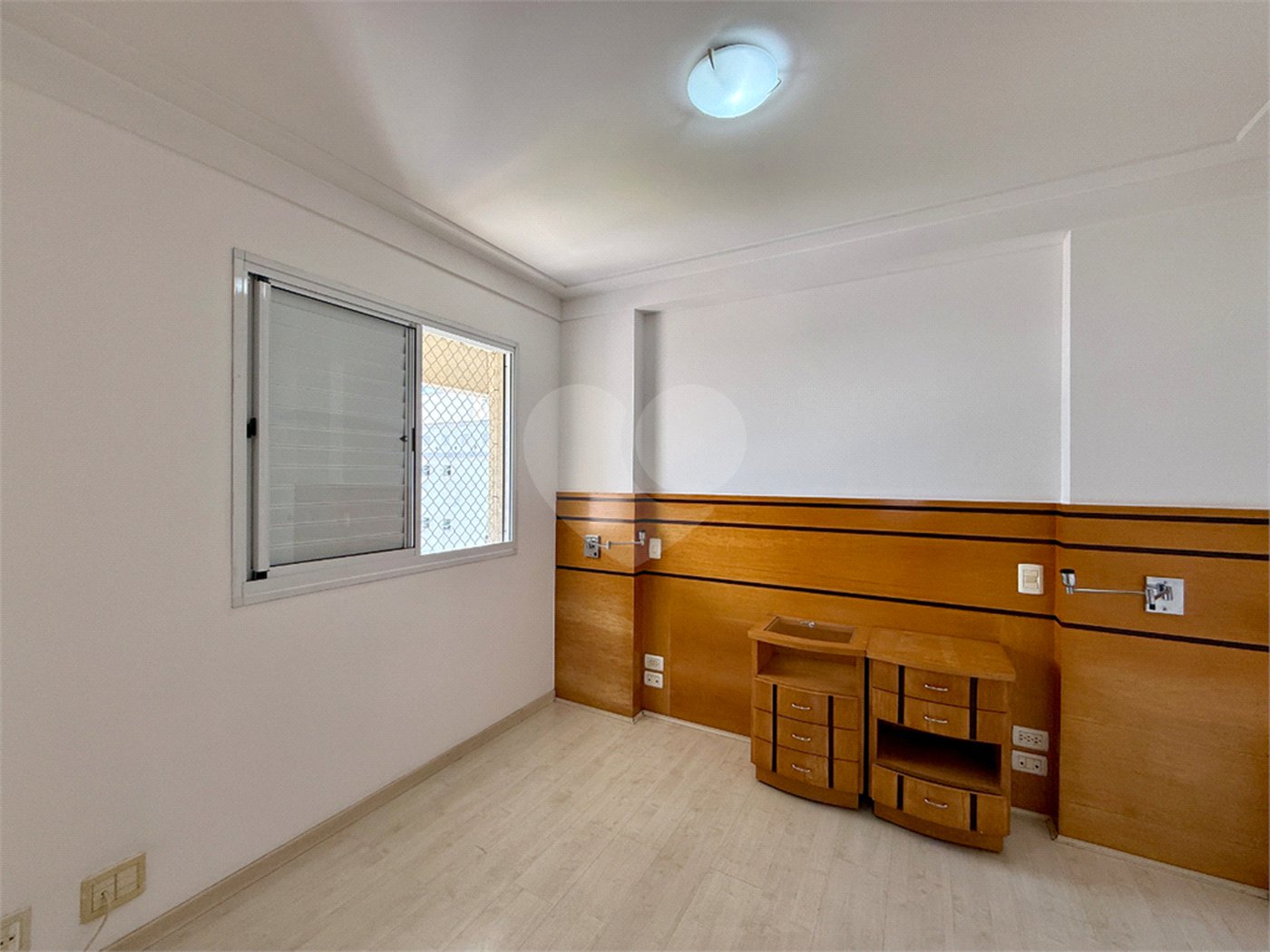 Apartamento à venda com 2 quartos, sendo 1 suíte, em Jardim Marajoara, São Paulo, SP
