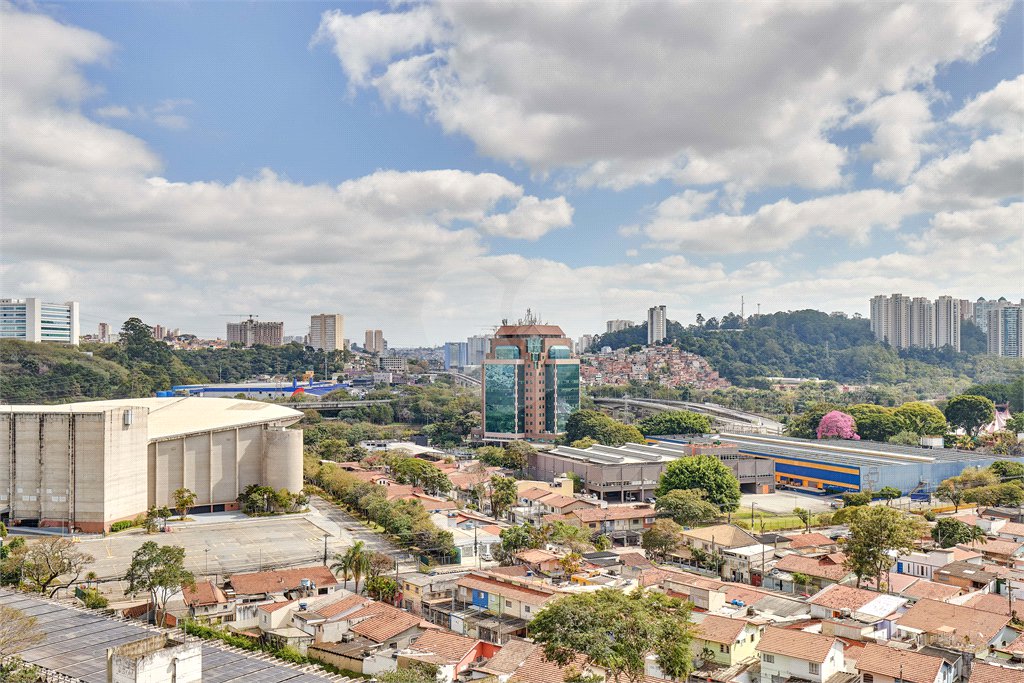 Apartamento à venda com 4 quartos, sendo 2 suítes,  em Santo Amaro, São Paulo, SP