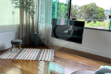 Casa à venda com 2 suítes no condomínio Residencial, Mogi das Cruzes - SP