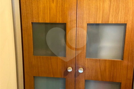 Apartamento à venda com 4 quartos, sendo 3 suítes,  em Cidade São Francisco, São Paulo, SP