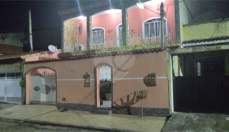 Casa à venda com 5 quartos, sendo 2 suítes,  em Campo Grande, Rio de Janeiro, RJ
