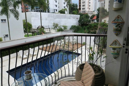 Apartamento à venda com 3 quartos, sendo 1 suíte,  em Real Parque, São Paulo, SP
