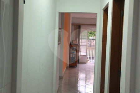 Casa à venda com 4 quartos, sendo 1 suíte, em Vila Cordeiro, São Paulo, SP