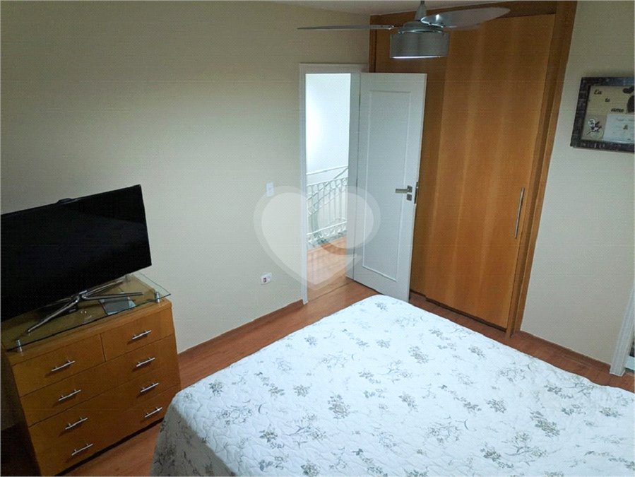 Casa à venda com 3 quartos, sendo 1 suíte, no condomínio Mariana, São Paulo - SP