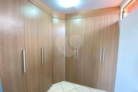 Casa à venda com 4 quartos, sendo 2 suítes, em Parque Santana, Mogi das Cruzes, SP