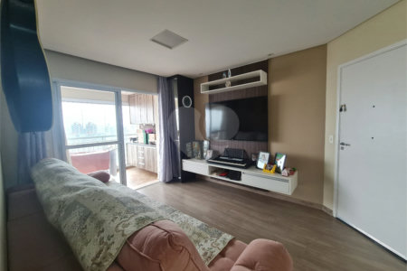 Apartamento à venda com 3 quartos, sendo 2 suítes, no Centro, São Bernardo do Campo, SP