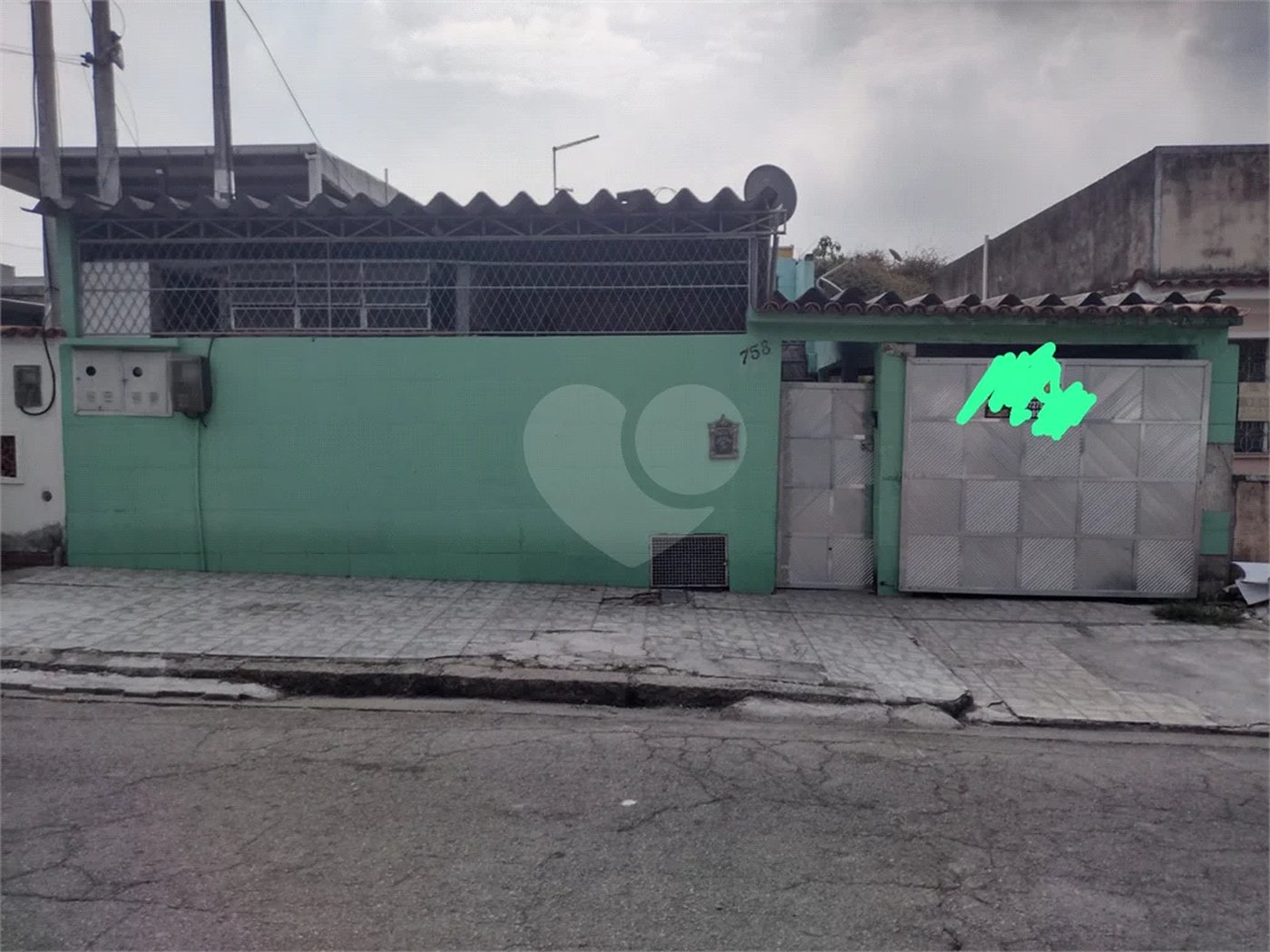 Casa à venda com 3 quartos em Campo Grande, Rio de Janeiro, RJ