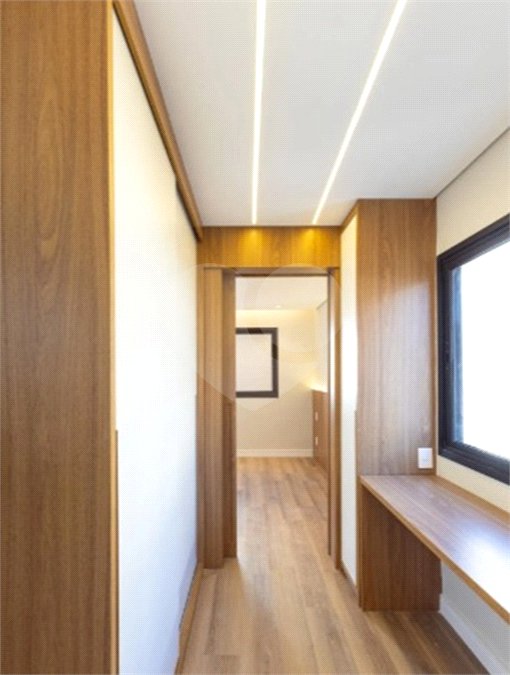 Apartamento à venda com 2 quartos, sendo 1 suíte, em Vila Olímpia, São Paulo, SP