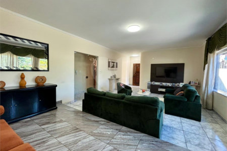 Casa à venda com 3 quartos, sendo 2 suítes, em Vila Rosália, Guarulhos, SP
