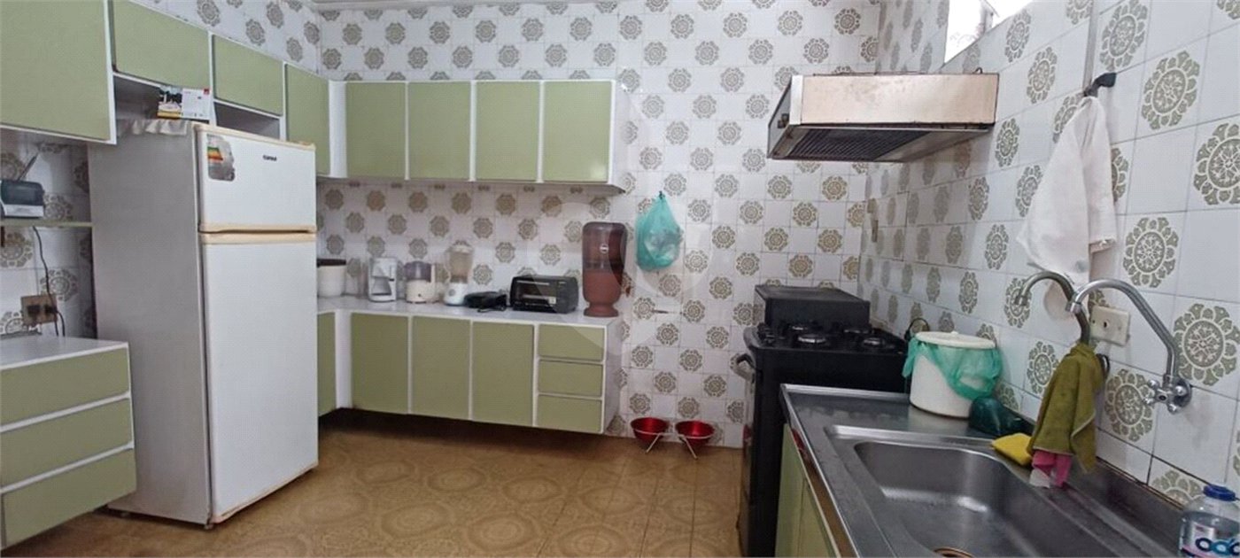 Sobrado à venda com 3 quartos, sendo 1 suíte, em Jardim Novo Mundo, São Paulo, SP
