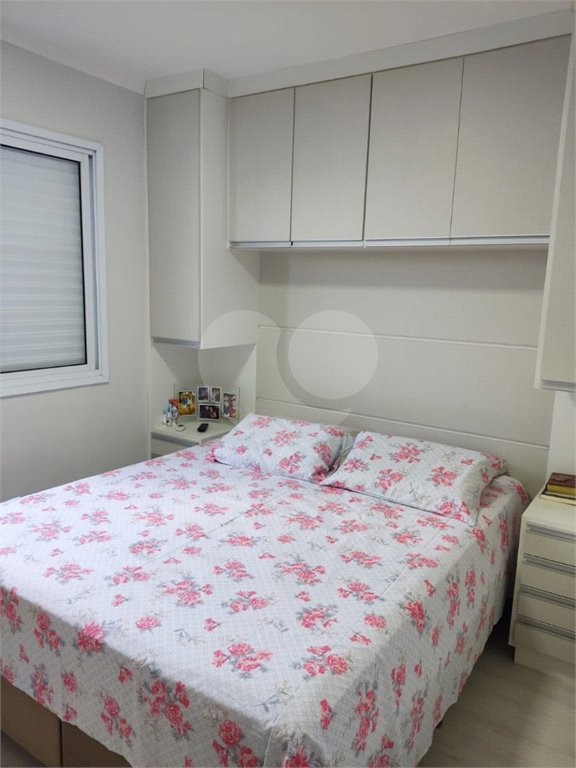 Apartamento no Condomínio Portal do Sol.