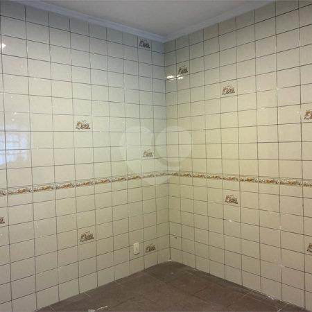 Casa à venda com 3 quartos, sendo 1 suíte,  em Vila Figueira, Suzano, SP
