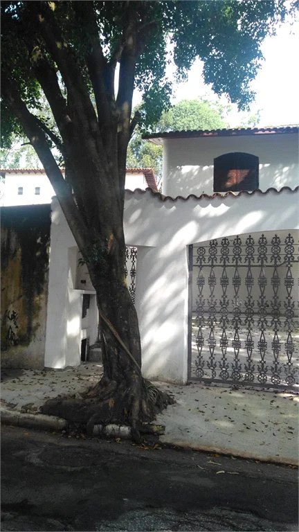 Casa à venda com 5 quartos, sendo 3 suítes, em Vila São Francisco, São Paulo, SP
