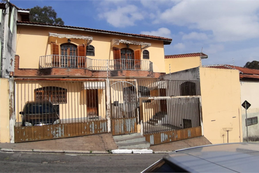 Sobrado à venda com 3 quartos, sendo 1 suíte, em Jardim Virginia Bianca, São Paulo, SP