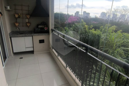 Apartamento à venda com 3 quartos, sendo 1 suíte,  em Cambuci, São Paulo, SP