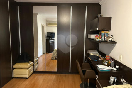 Apartamento à venda com 3 suítes em Vila Olímpia, São Paulo, SP