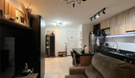 Apartamento à venda com 2 quartos em Parque Industrial Tomas Edson, São Paulo, SP