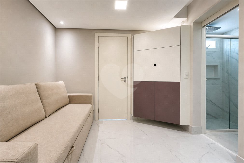 Apartamento à venda com 5 suítes em Parque Enseada, Guarujá, SP