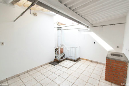 Casa à venda com 3 quartos, sendo 1 suíte,  em Vila Mariana, São Paulo, SP