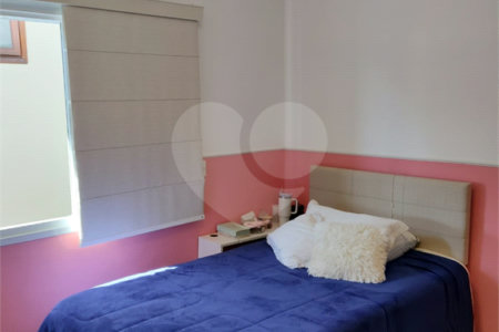 Casa à venda com 3 quartos, sendo 1 suíte,  no condomínio Residencial Jardim das Palmeiras, Vinhedo - SP