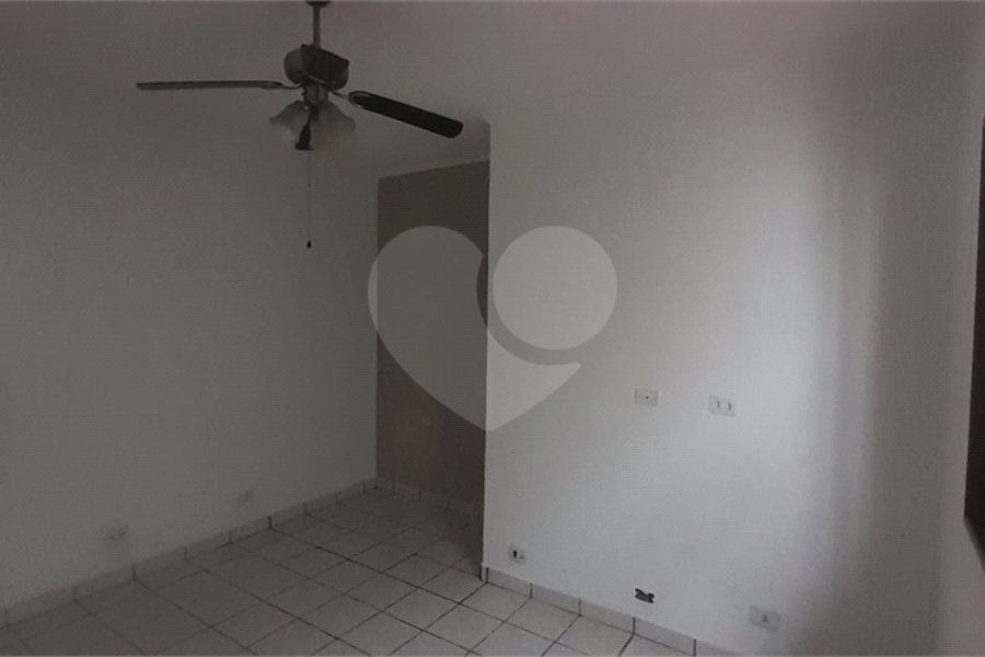 Casa à venda com 3 quartos, sendo 1 suíte,  em Parque Vitória, São Paulo, SP