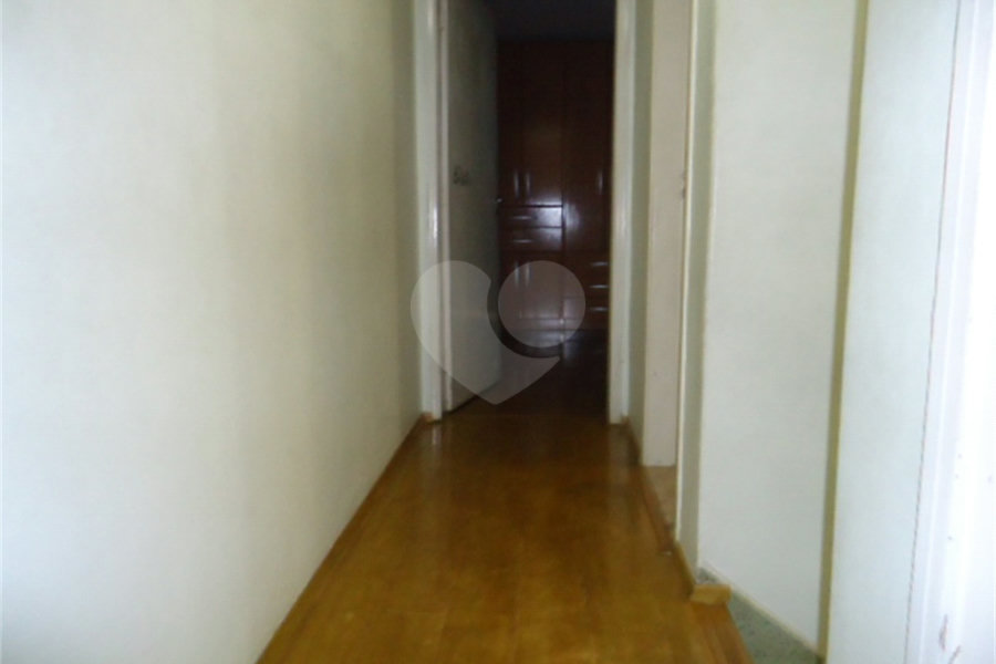 Sobrado à venda com 3 quartos em Jardim Peri, São Paulo, SP