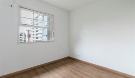 Sobrado à venda com 3 quartos, sendo 1 suíte,  em Real Parque, São Paulo, SP