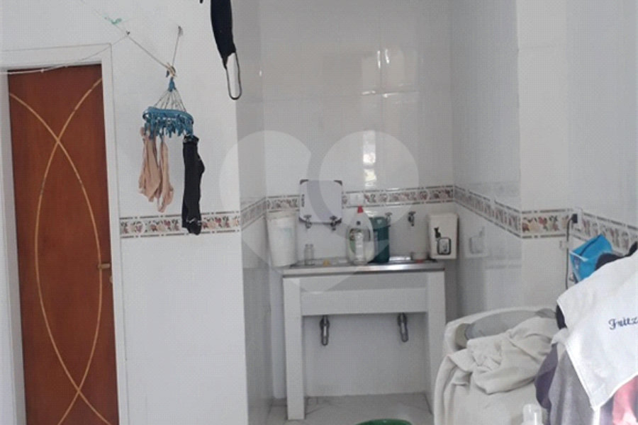 Sobrado à venda com 4 quartos, sendo 3 suítes,  em Vila Mazzei, São Paulo, SP