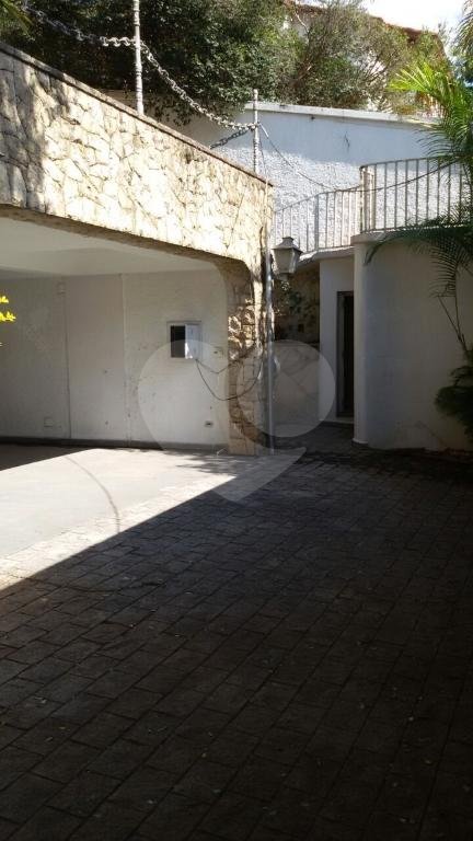 Casa à venda com 3 suítes em Vila Albertina, São Paulo, SP