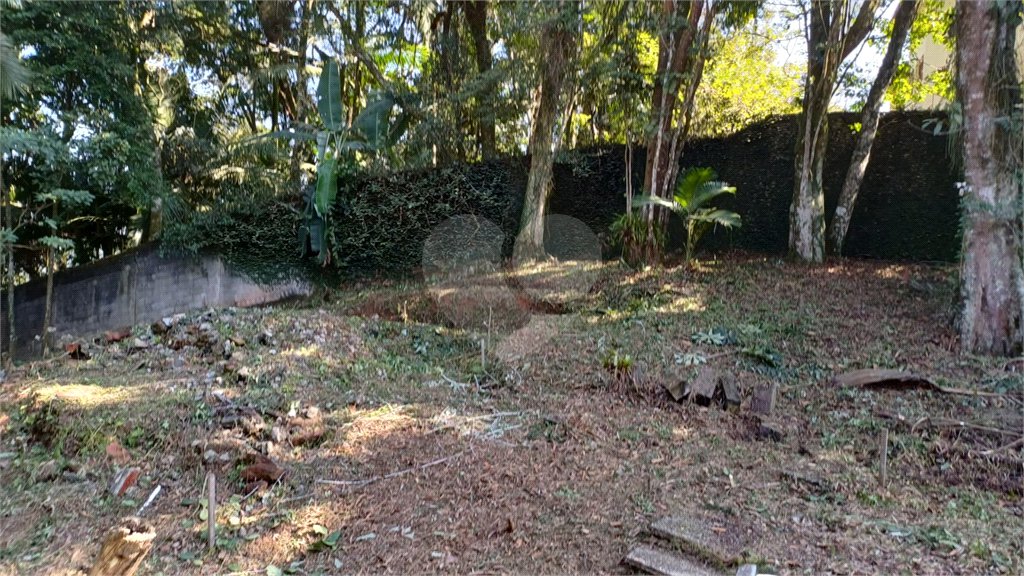 Terreno à venda no condomínio Parque Imperial da Cantareira, Mairiporã - SP
